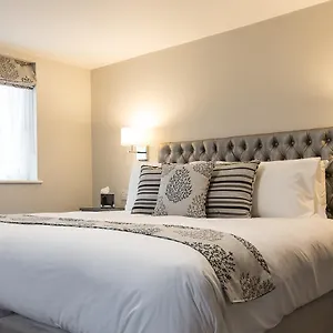 https://the-maple-manor-hotel.brighton-hotels-england.com