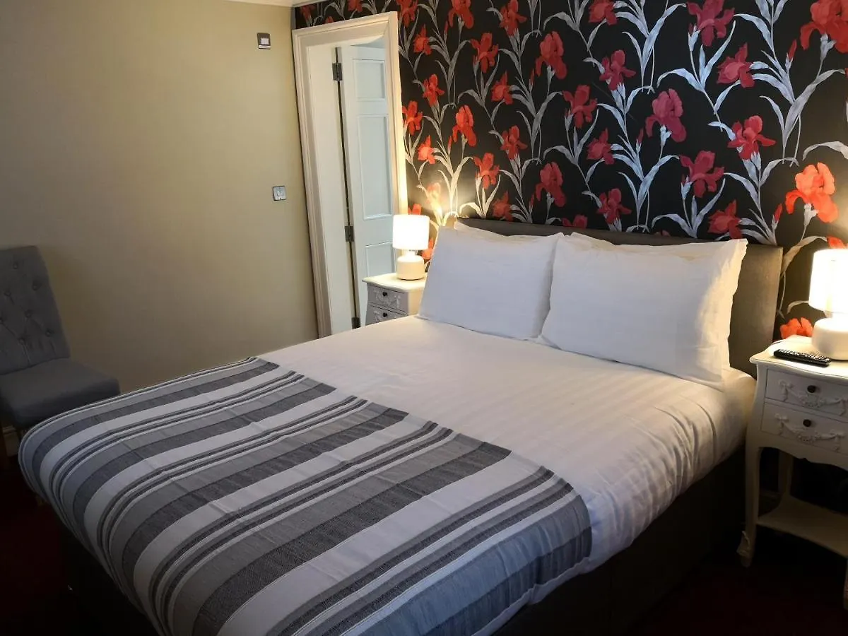 ***  The Commercial Bar & Hotel Chester United Kingdom