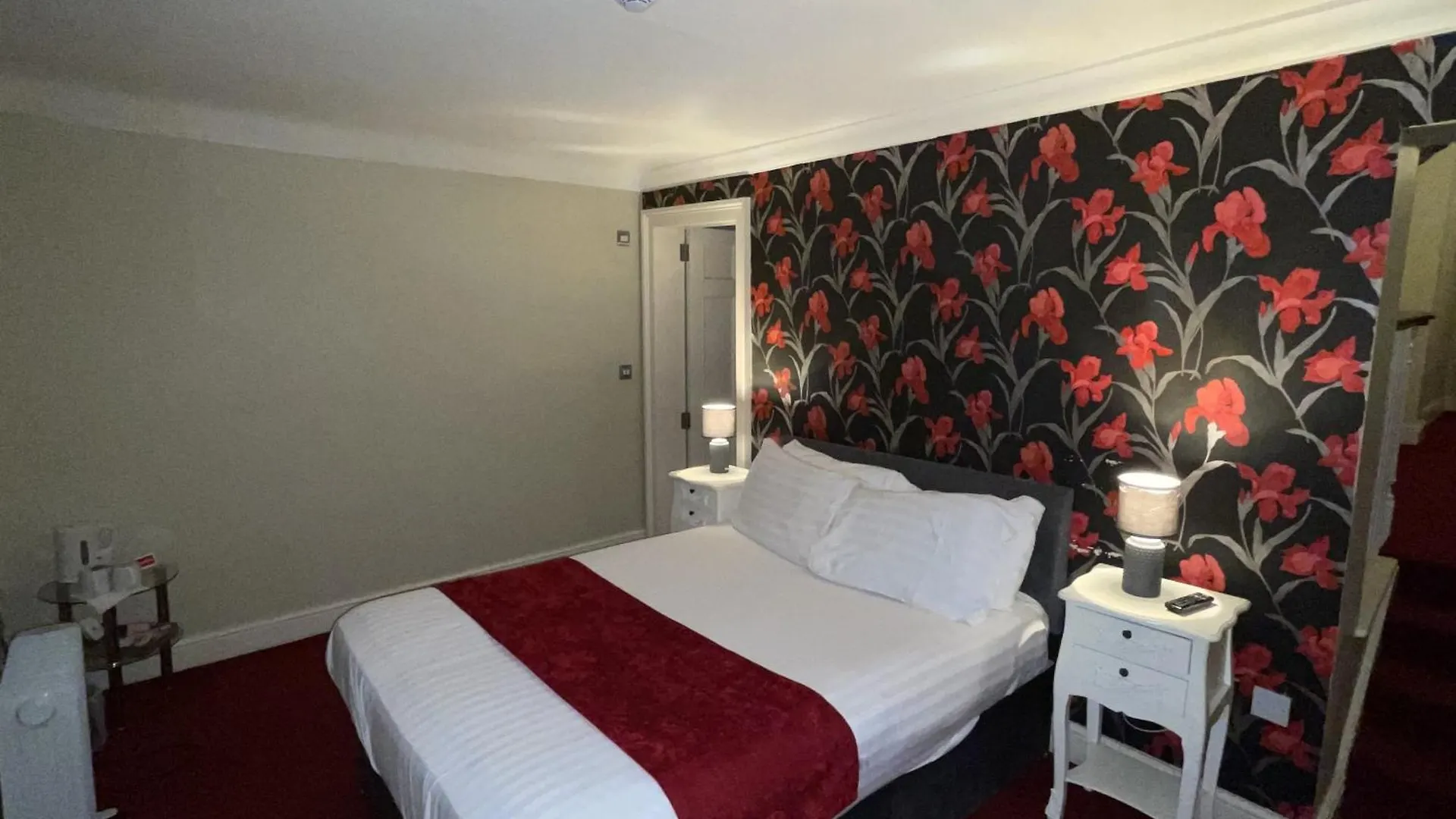 The Commercial Bar & Hotel Chester